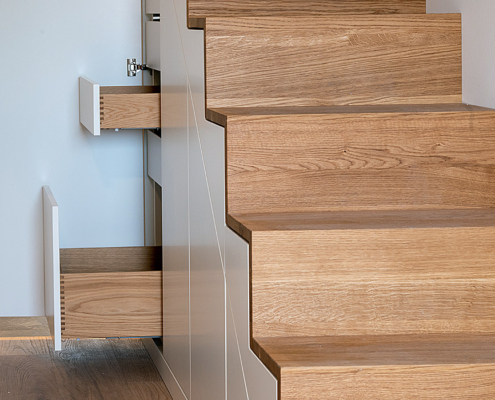 Treppenschrank vom Schreiner