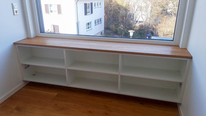 Fensterbank als Wandregal