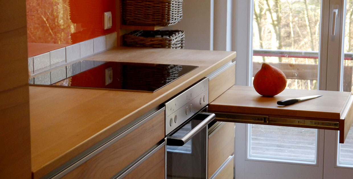 Küche-mit-Holzfront_Slider